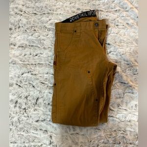 Reposhing these practical blue collar pants!